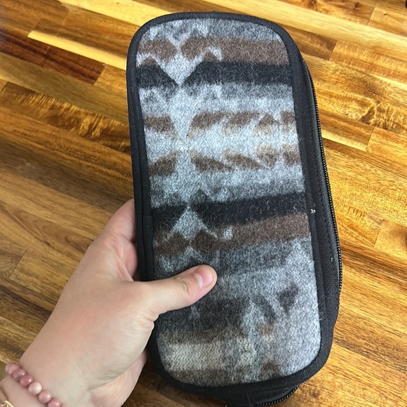 Pendleton Bag - Picture 3 of 3